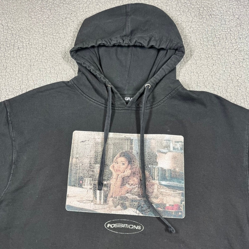 Ariana Grande Positions Album Merch Hoodie Black Graphic XL Independent Trading - Picture 3 of 10